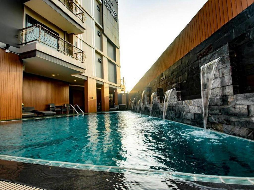 Hotel The Y Boutique à Chiang Mai Extérieur photo